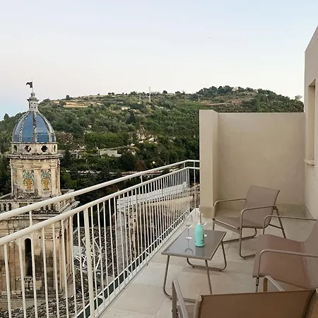 La Casa Di Irene - Suites Con Vista Ragusa Exterior photo